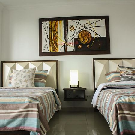 Apartahotel Kelly 칼리 외부 사진